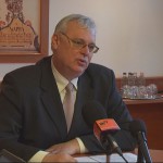 15_02_13_sajtotajekoztato_aradszi_2