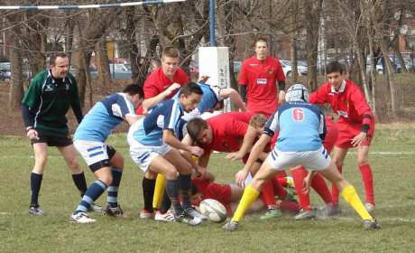 Fogócska játékosok az U16 rögbi válogatottban