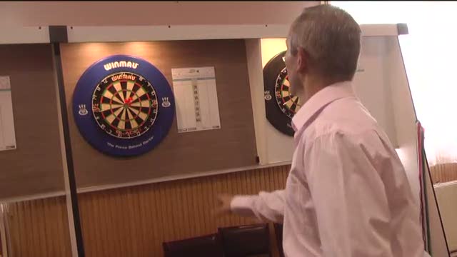 Darts is van Érden