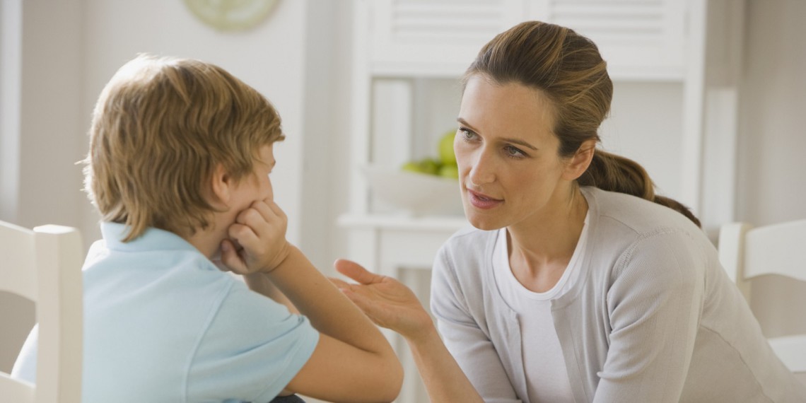 Mit tegyünk, ha csúnyán beszél a gyermekünk?