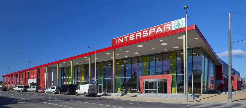 INTERSPAR hipermarket nyílt Érden (x)