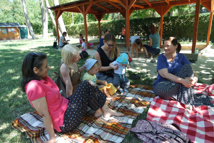 Piknik a mamáknak és babáknak