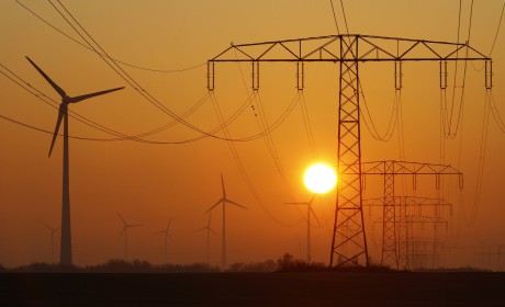 Aradszki: Tudatos energiafogyasztók kellenek