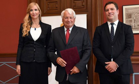 Novák Ferenc miniszteri elismerést kapott!