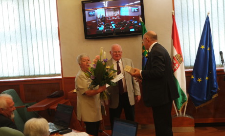 Év Családja Díjat vehetett át a Gurubi házaspár