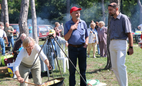 Találkozunk a Karcsi-klubban!